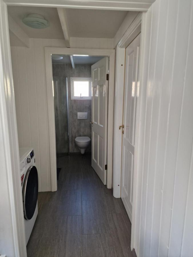 Cottage - Two Bedrooms 블론두오스 외부 사진